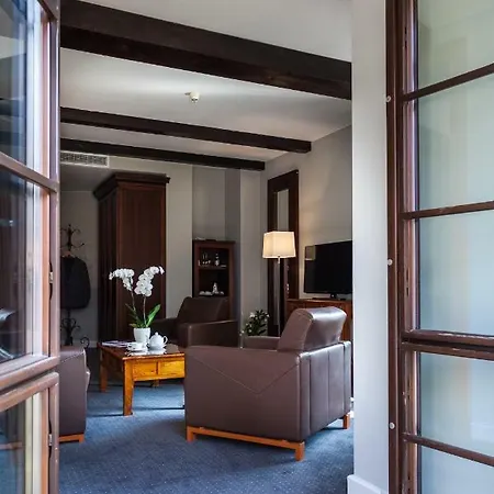 Dr Irena Eris Wzgórza Dylewskie Hotel