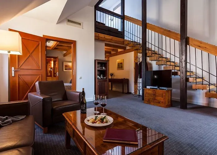 Dr Irena Eris Wzgorza Dylewskie Hotel Wysoka Wies